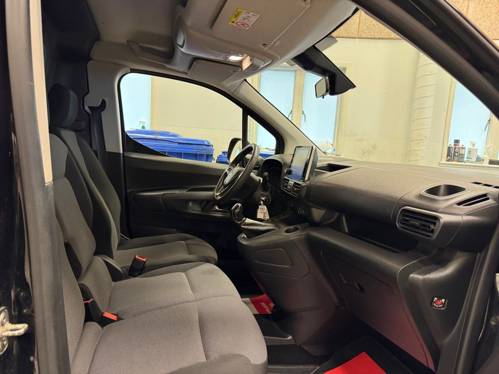 Sort Opel Combo fra 2019