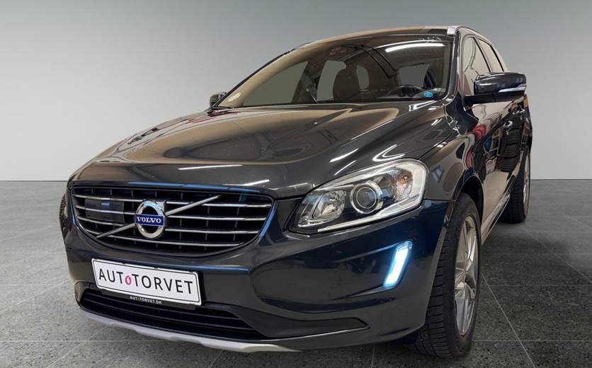 Volvo XC60 2,4 D5 220 Momentum aut. AWD
