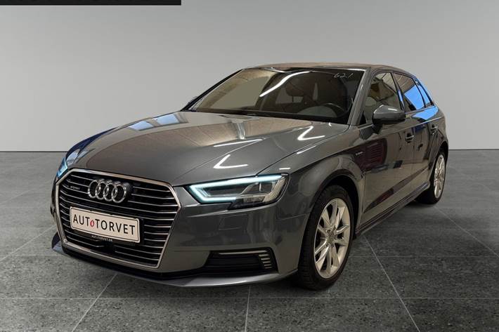 Grå Audi A3 fra 2018