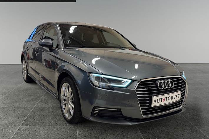 Grå Audi A3 fra 2018