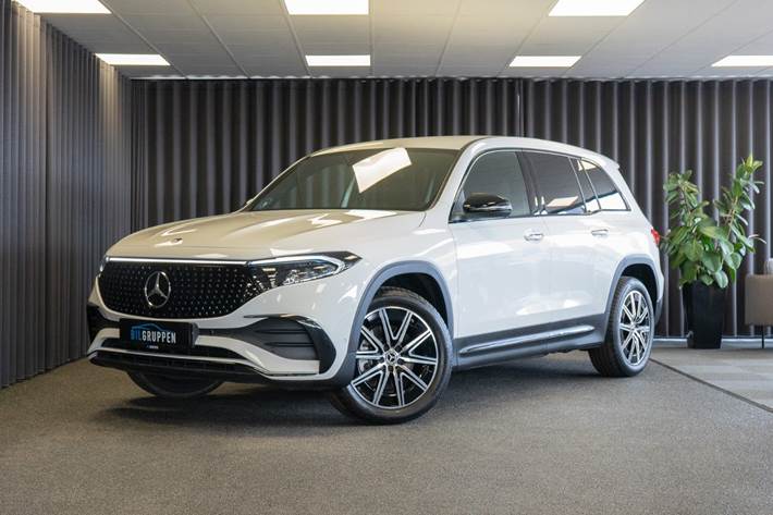 Hvid Mercedes EQB250+ fra 2024