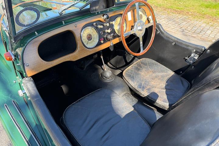 Grøn Morgan Plus 4 fra 1956