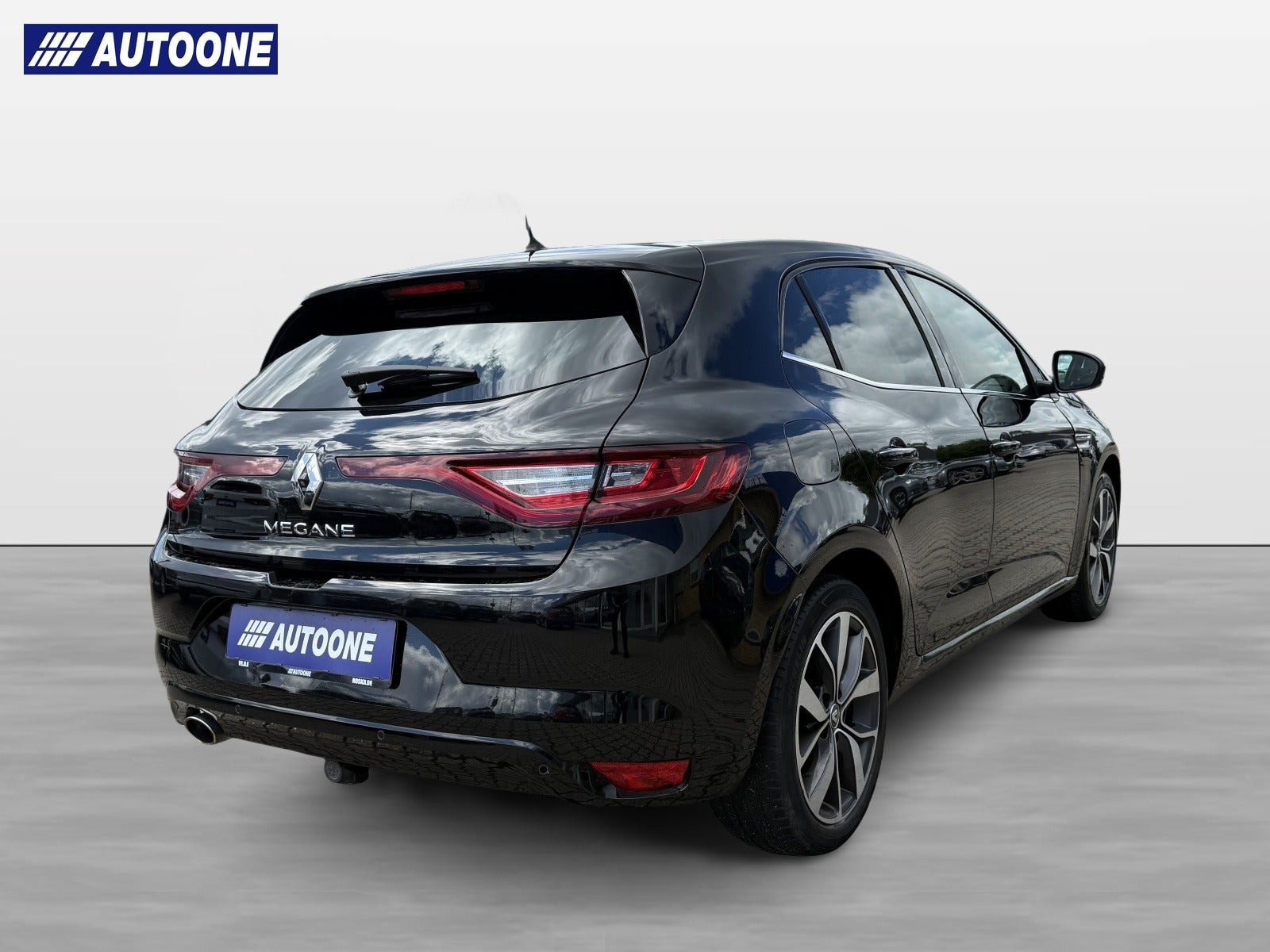 Sort Renault Megane IV fra 2017