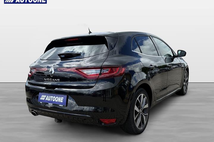 Sort Renault Megane IV fra 2017