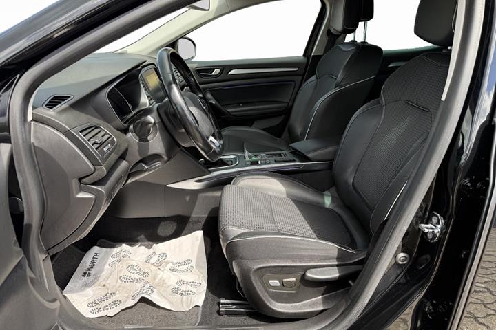 Sort Renault Megane IV fra 2017
