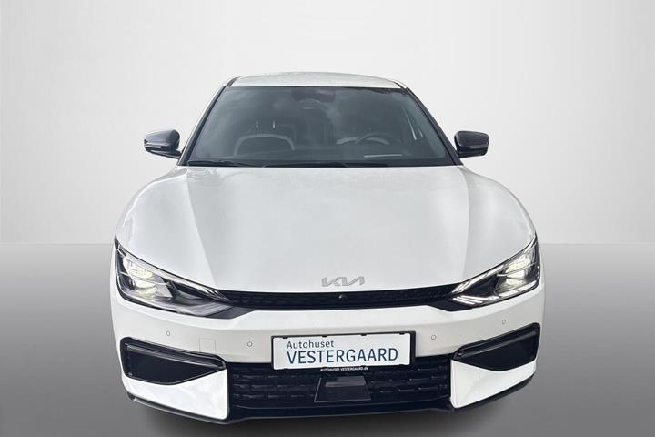 Hvid Kia EV6 fra 2024