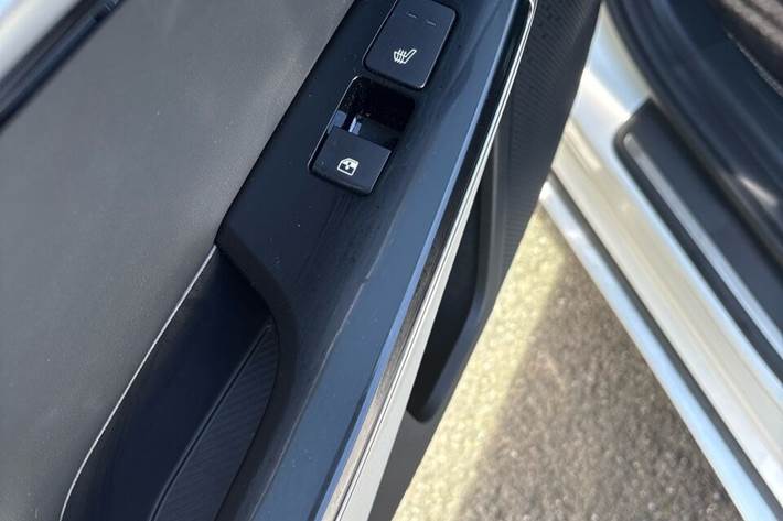 Hvid Kia EV6 fra 2024