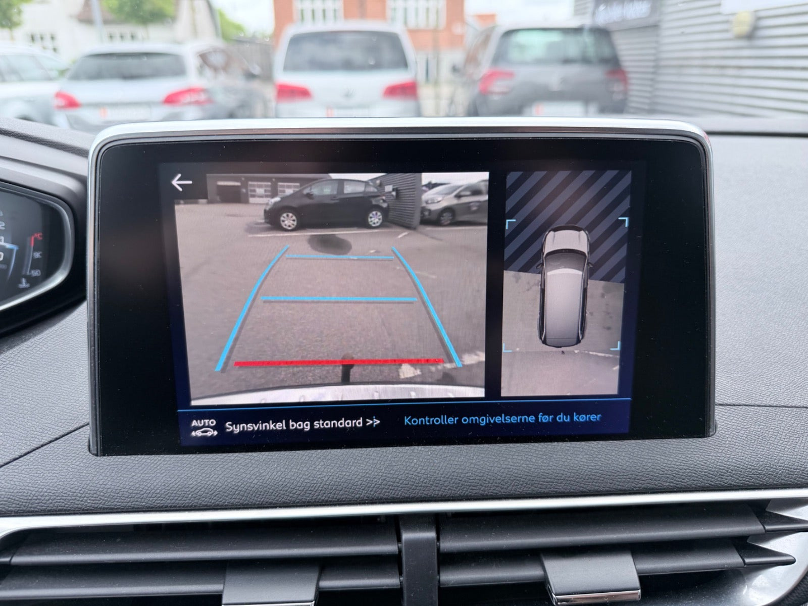 Sort Peugeot 5008 fra 2018