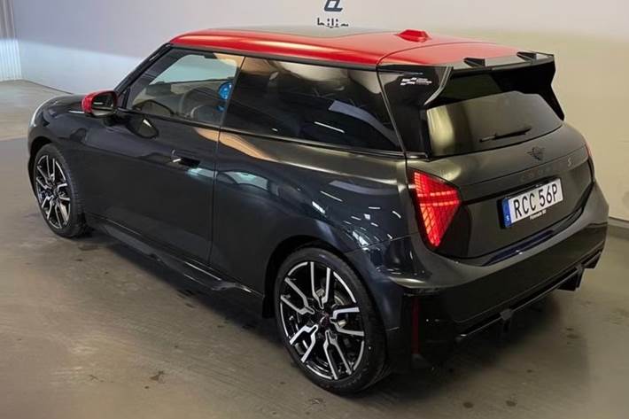 Grå Mini Cooper SE fra 2024