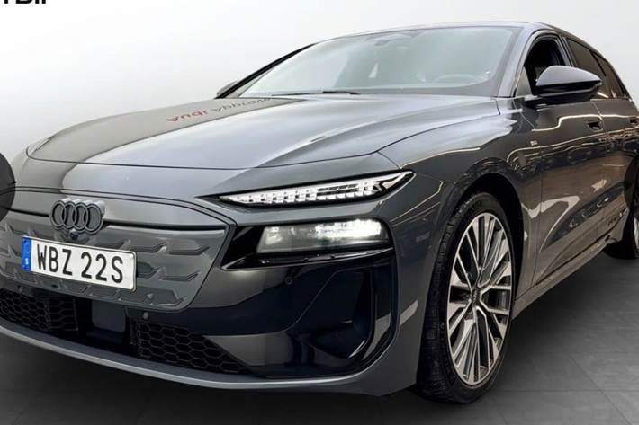 Grå Audi A6 e-tron fra 2025