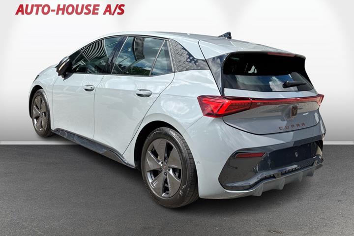 Grå Cupra Born fra 2024
