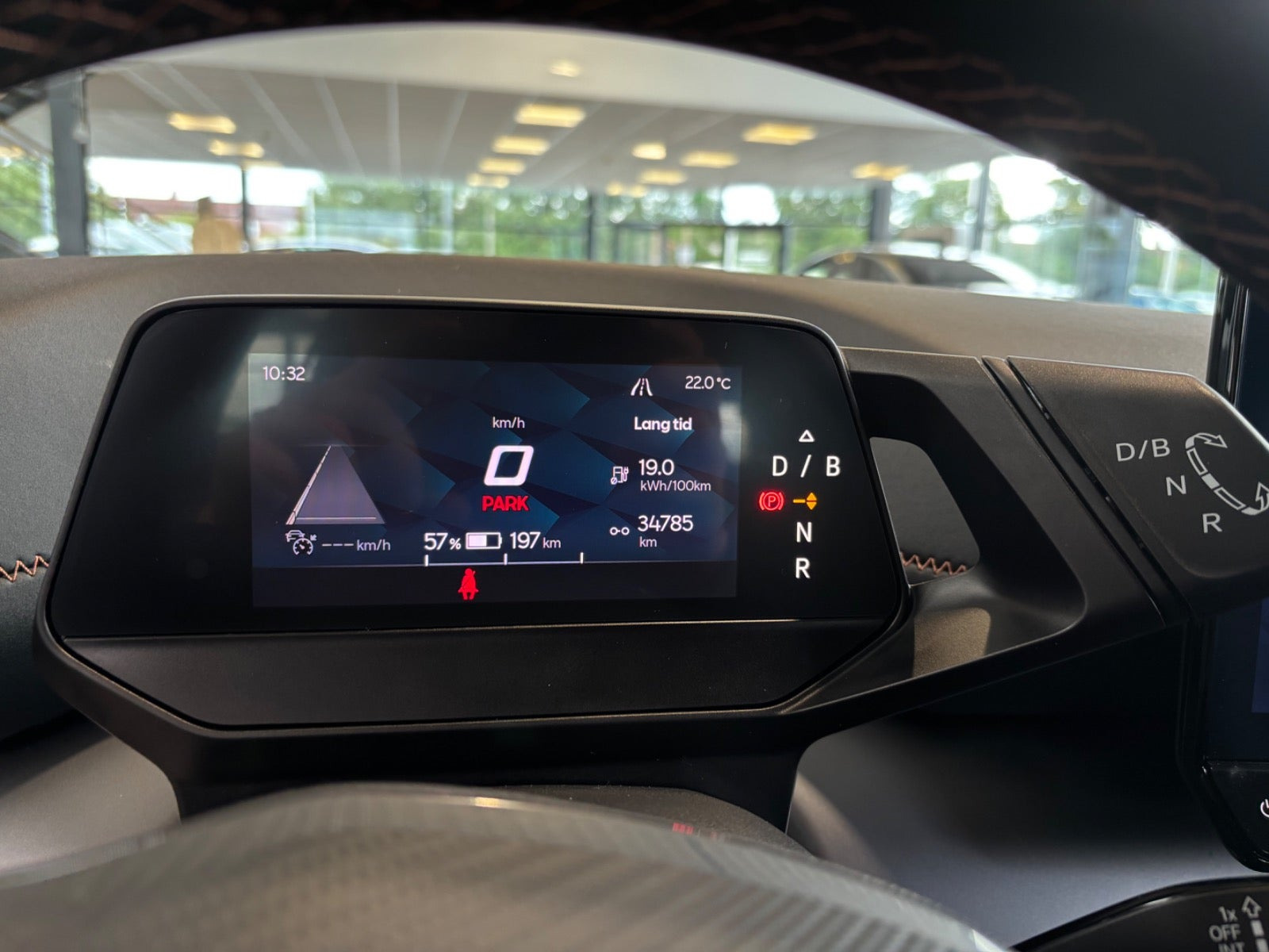 Grå Cupra Born fra 2024