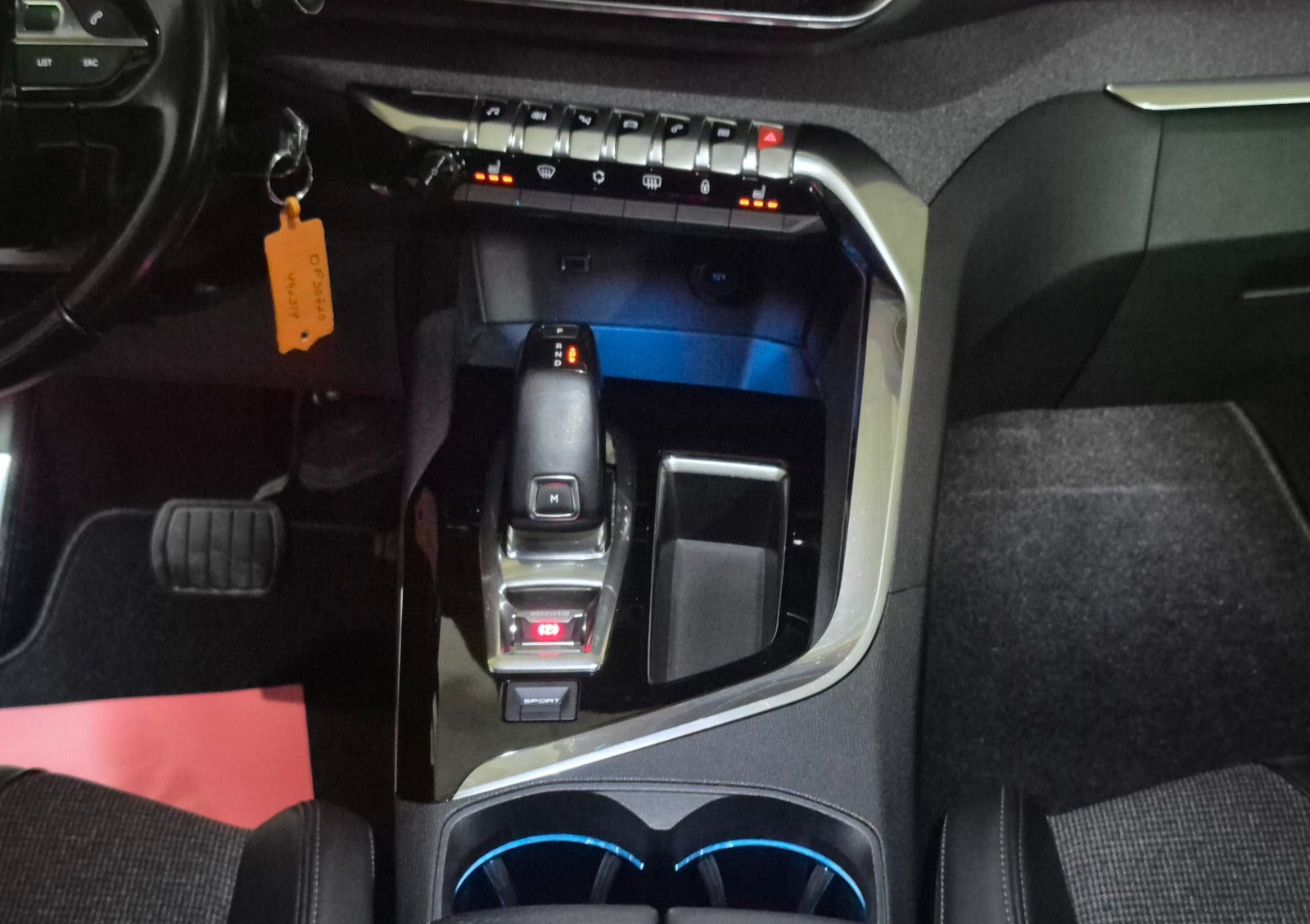 Sort Peugeot 3008 fra 2019