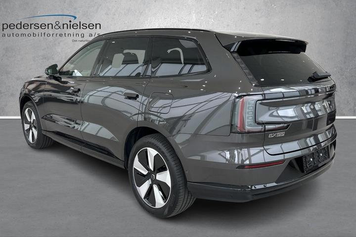 Grå Volvo EX90 fra 2026