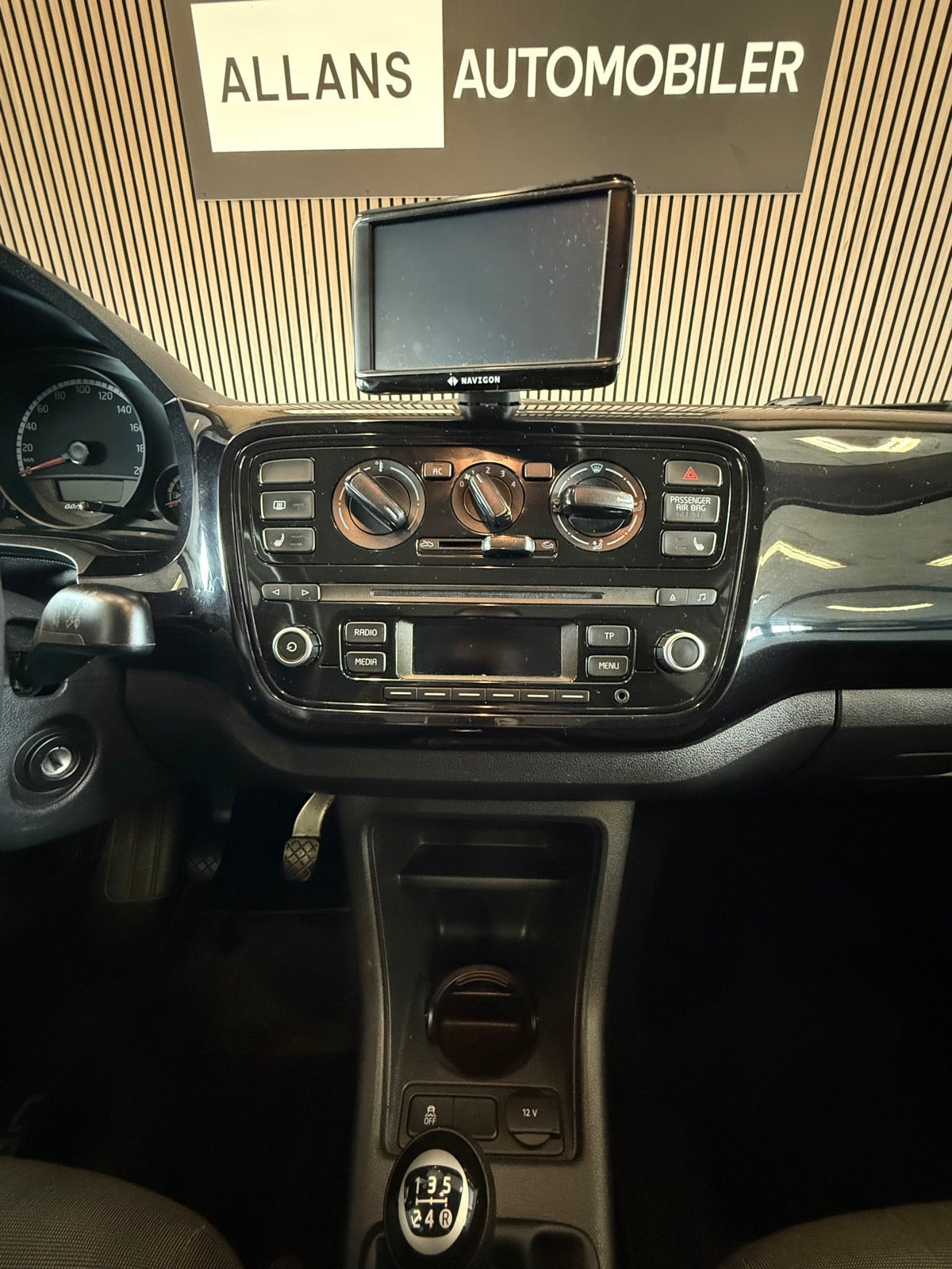 Hvid VW UP! fra 2013