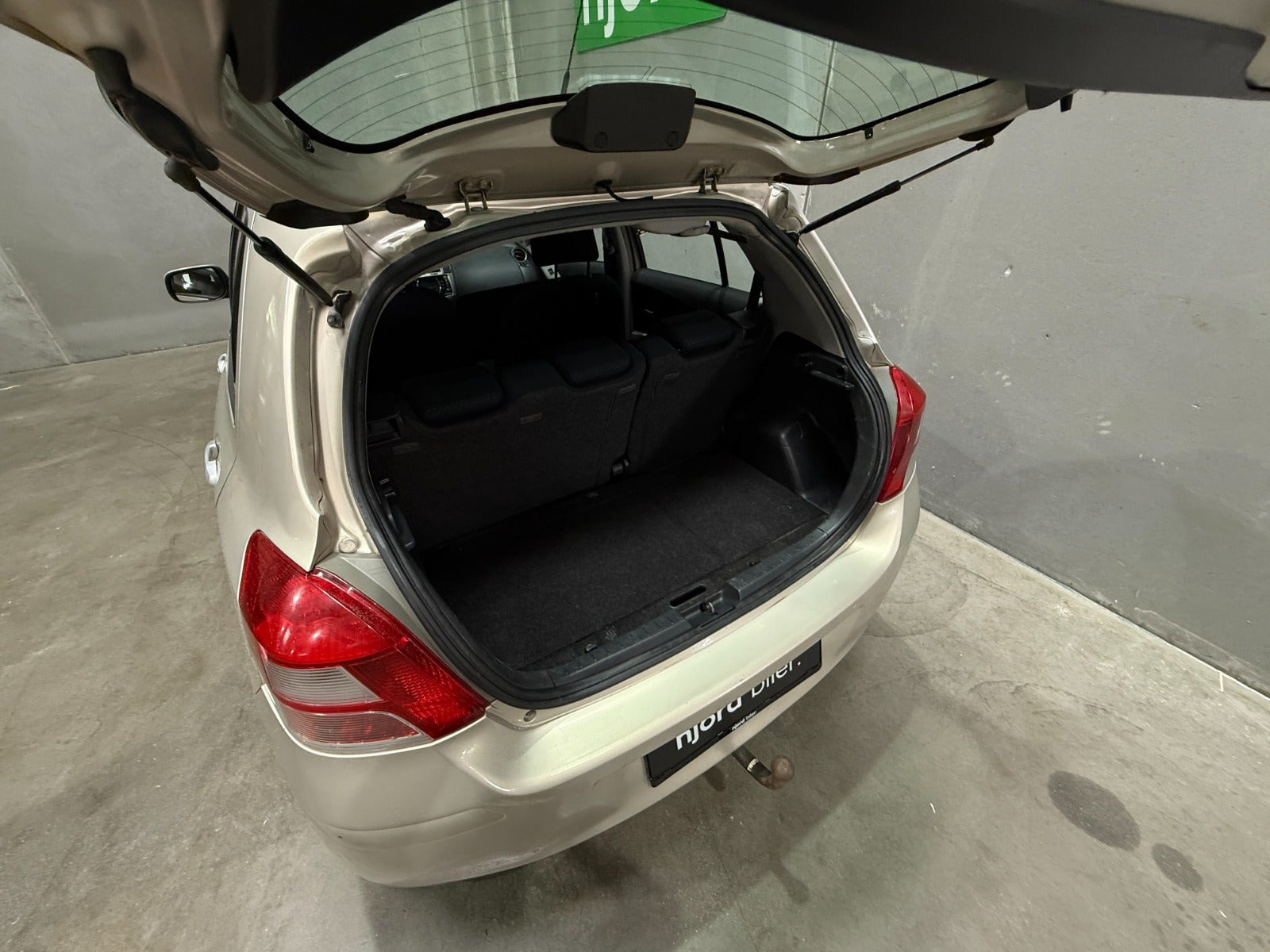 undefined Toyota Yaris fra 2010