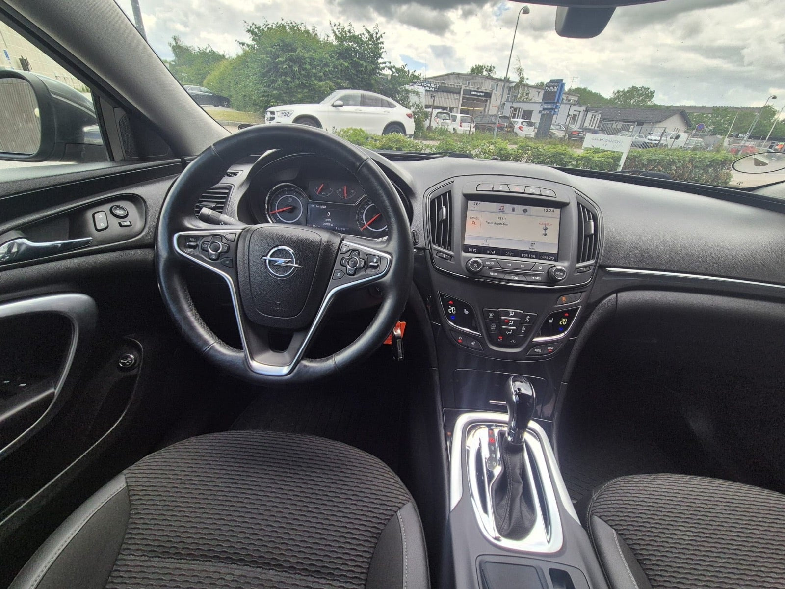 undefined Opel Insignia fra 2015