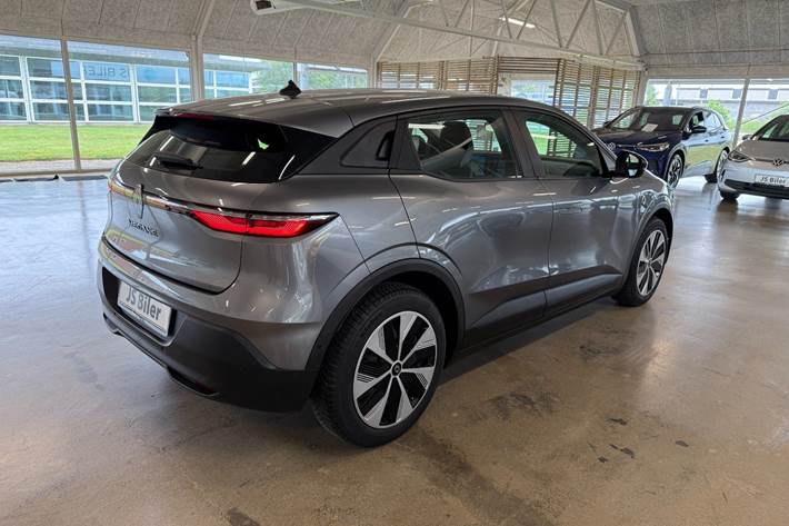 Grå Renault Megane E-Tech fra 2022