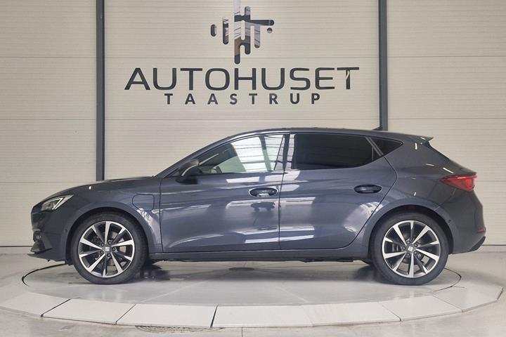 Grå Seat Leon fra 2020