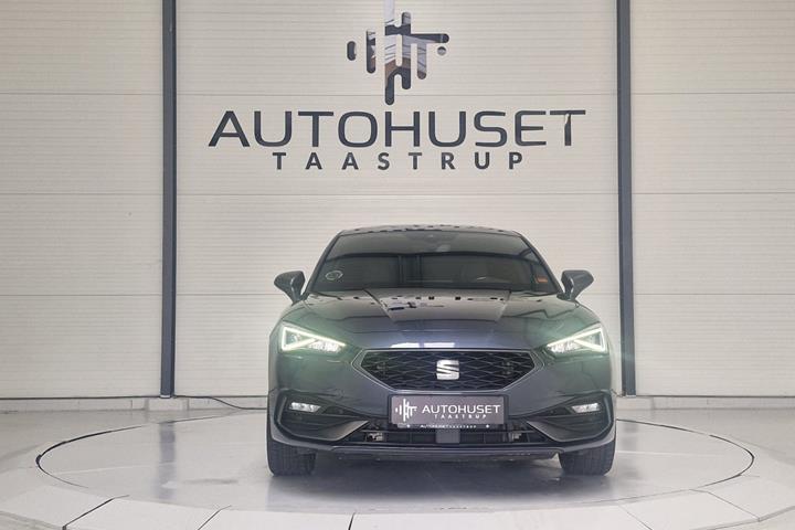 Grå Seat Leon fra 2020