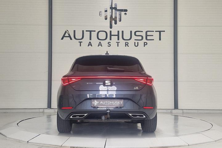 Grå Seat Leon fra 2020