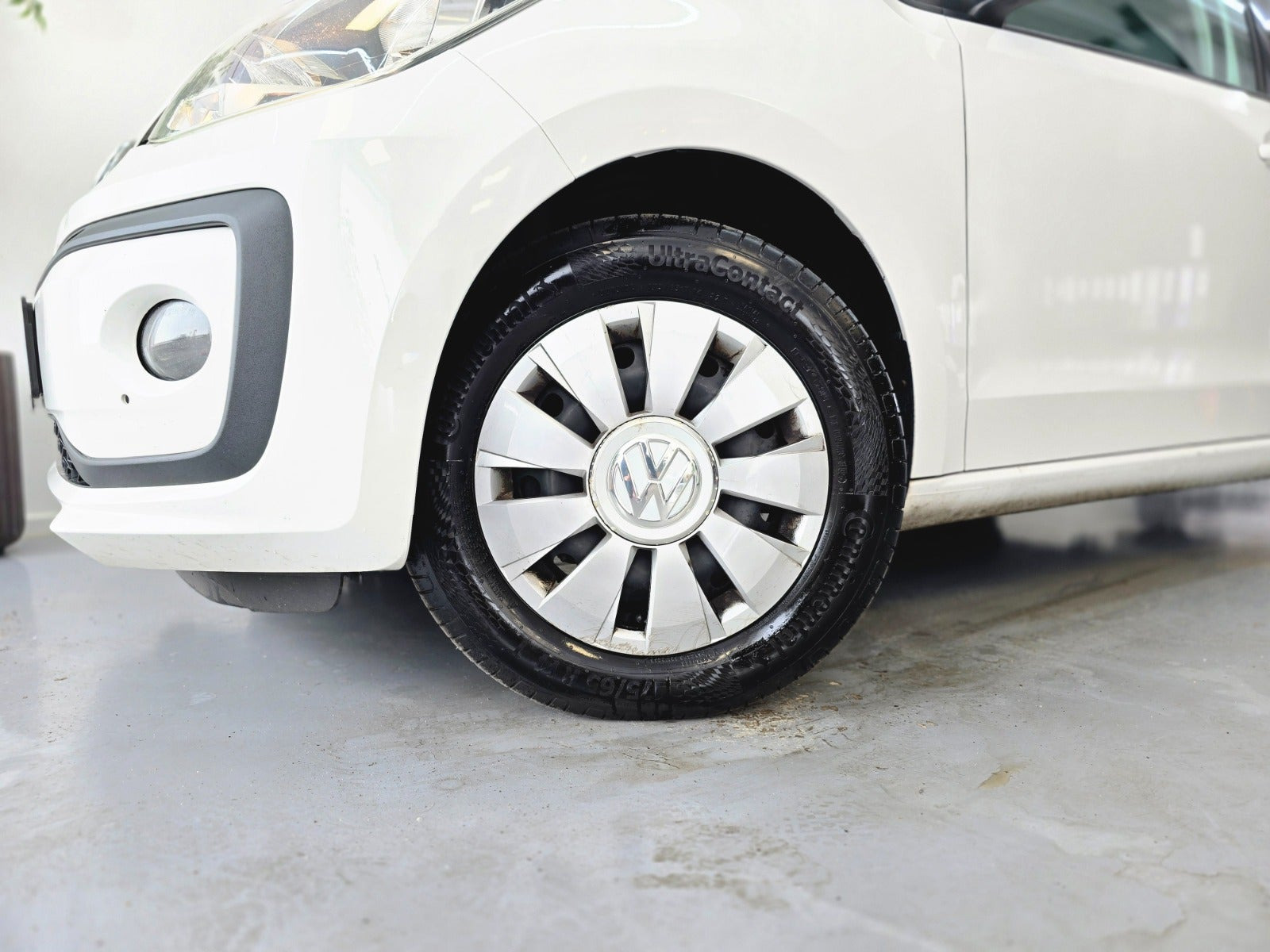 Hvid VW UP! fra 2019