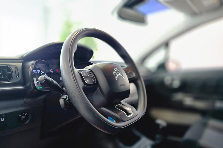 Grå Citroën C3 fra 2017