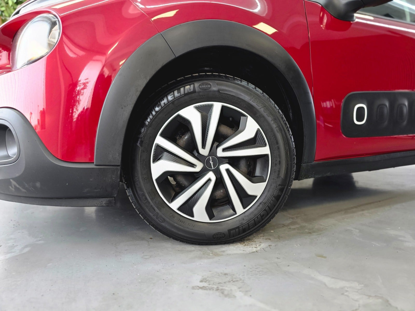 Grå Citroën C3 fra 2017