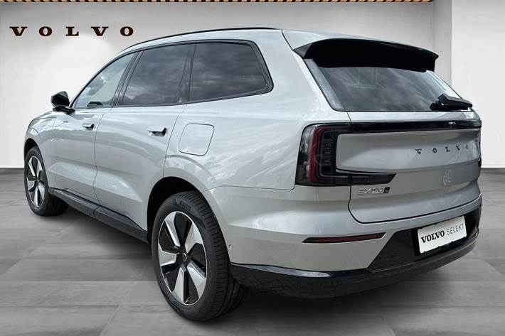 Sølv Volvo EX90 fra 2025