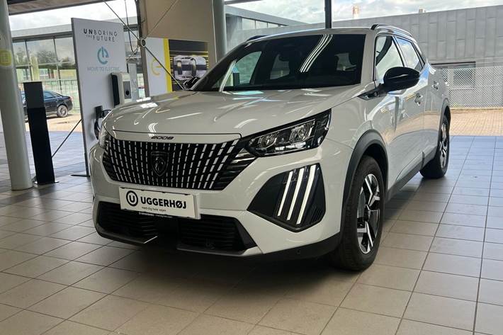 Hvid Peugeot e-2008 fra 2025
