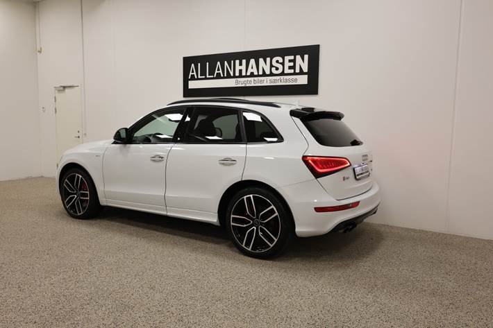 Hvid Audi SQ5 fra 2016