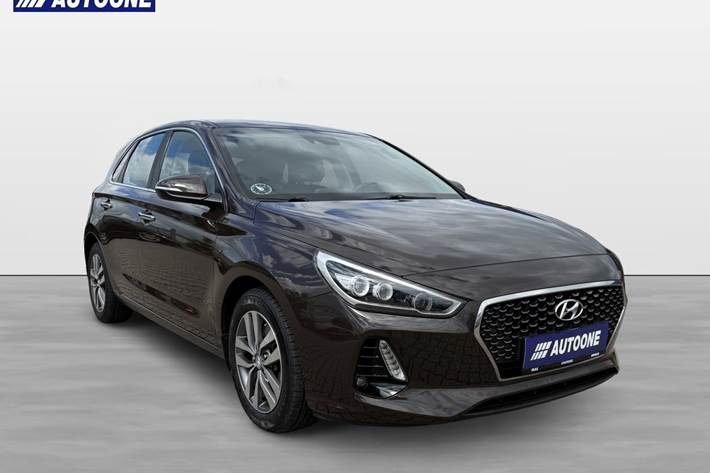Brun Hyundai i30 fra 2017