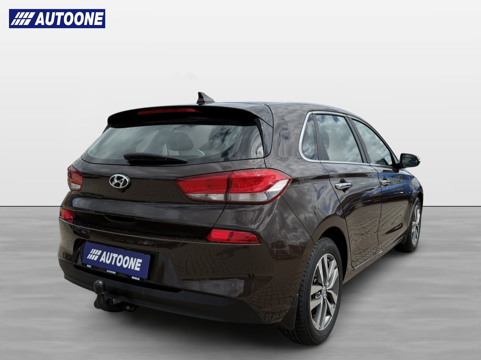 Brun Hyundai i30 fra 2017