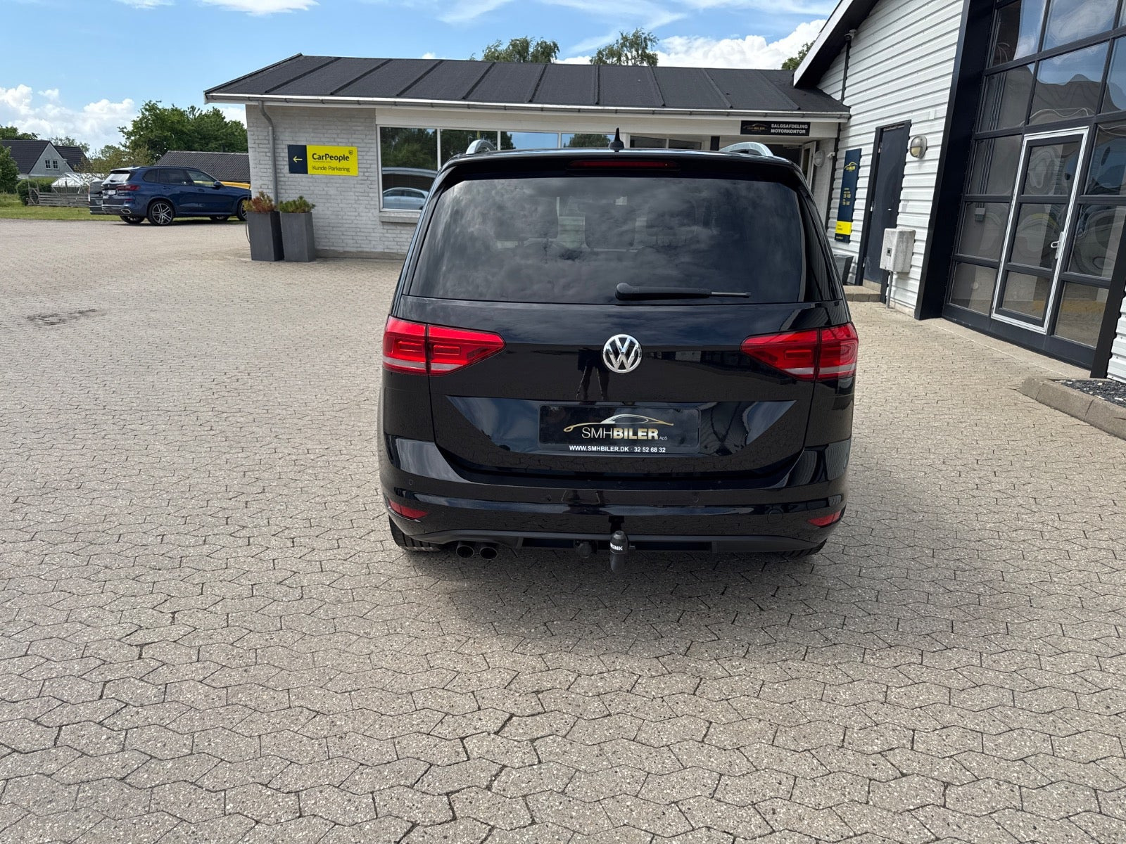 Sort VW Touran fra 2020