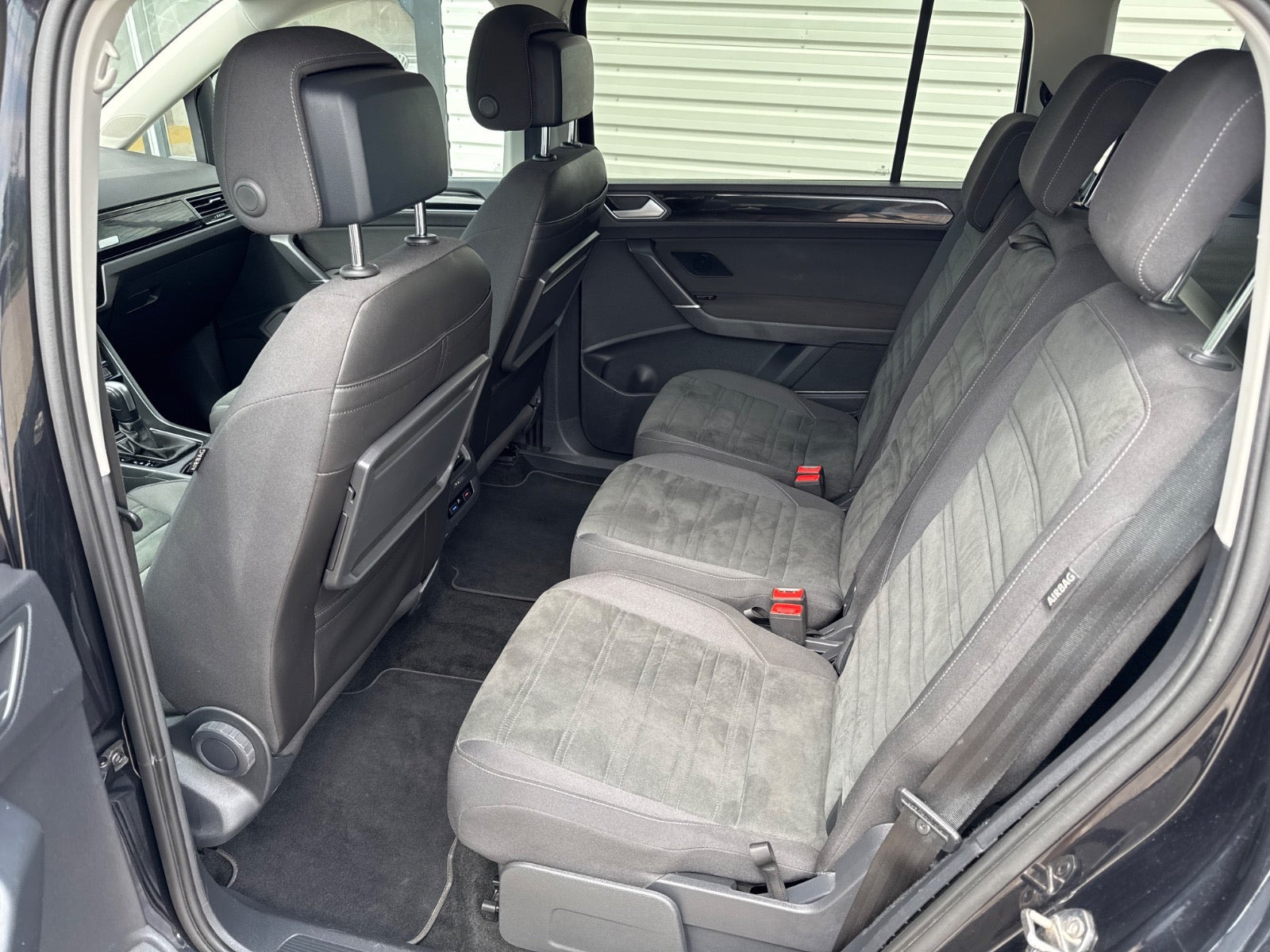 Sort VW Touran fra 2020