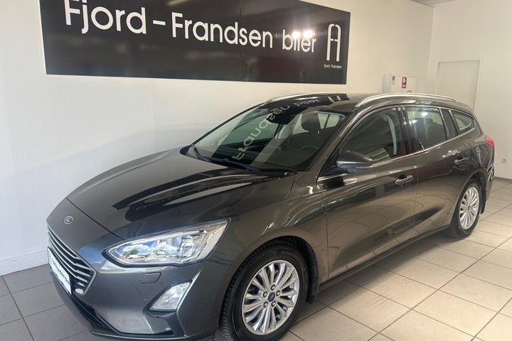 Grå Ford Focus fra 2019