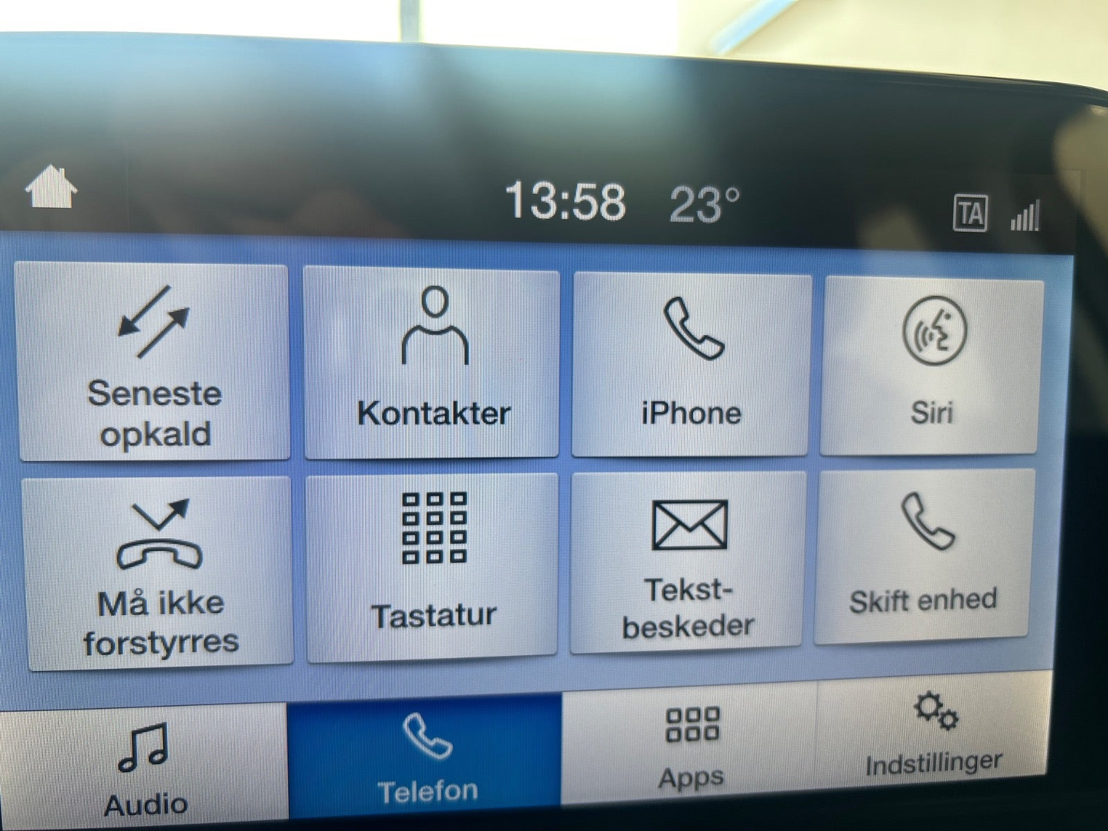 Grå Ford Focus fra 2019