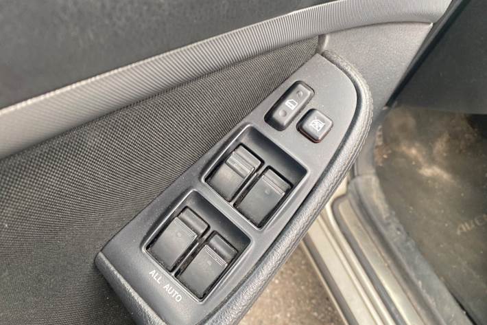 undefined Toyota Avensis fra 2007