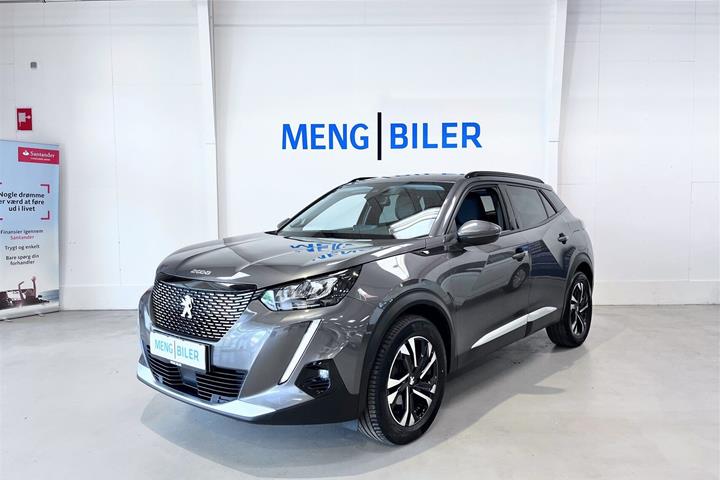 Grå Peugeot 2008 fra 2021 set udefra