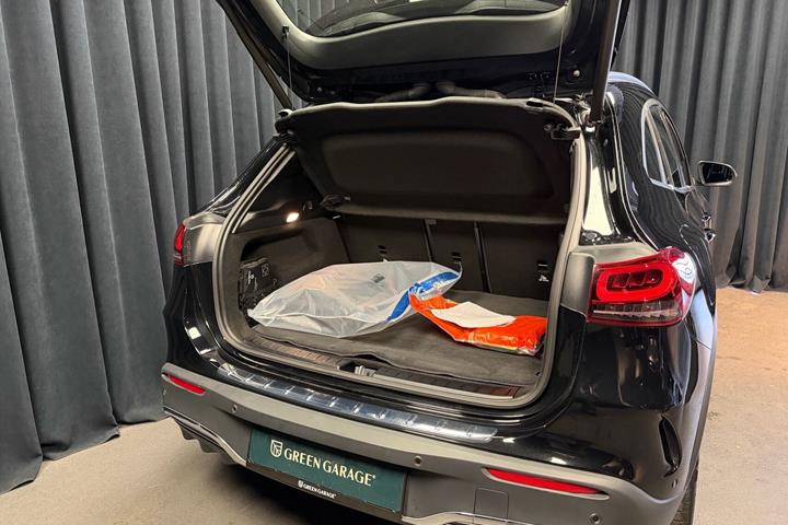 Sort Mercedes EQA 250 fra 2023