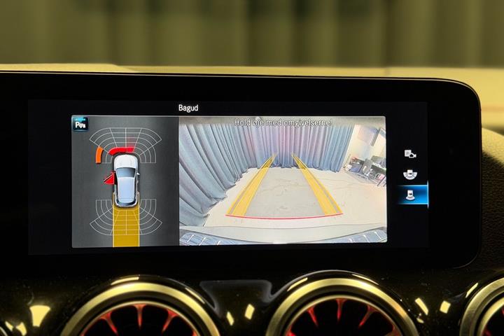 Sort Mercedes EQA 250 fra 2023