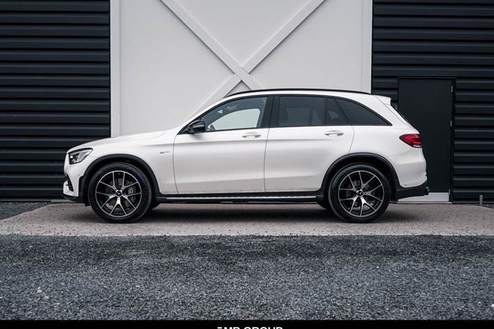 Gul Mercedes GLC43 fra 2020