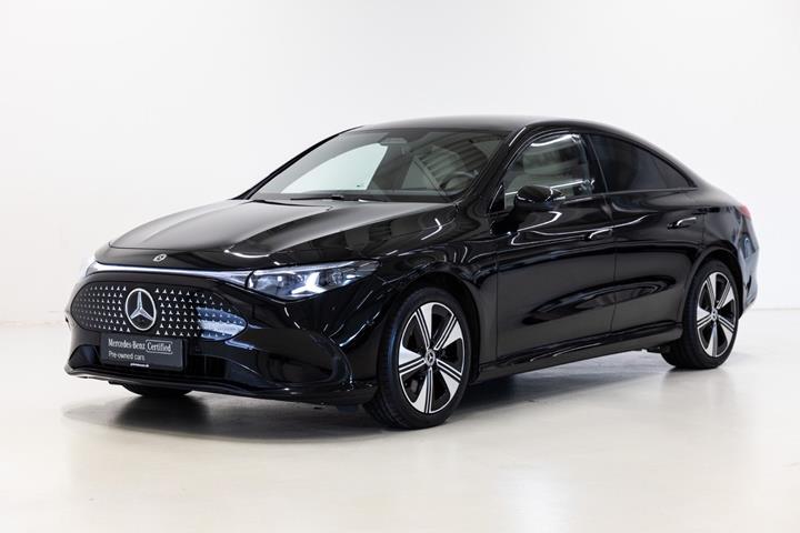 Sort Mercedes CLA250+ fra 2026 set udefra