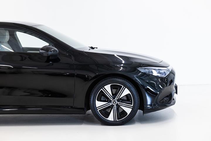 Sort Mercedes CLA250+ fra 2026