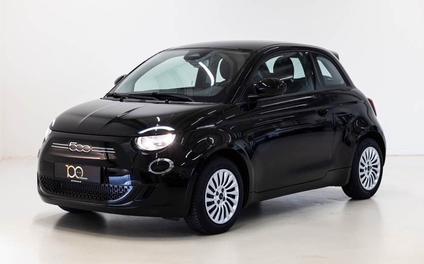 Fiat 500e 24 Action