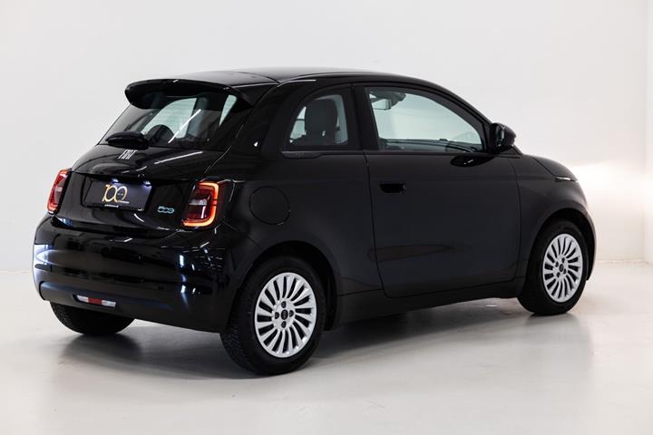 Sort Fiat 500e fra 2022