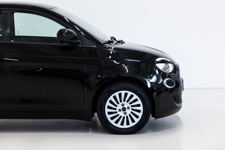 Sort Fiat 500e fra 2022