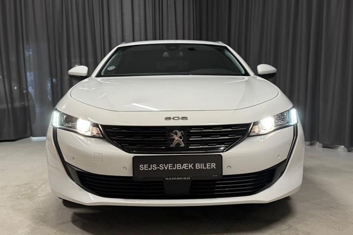 Hvid Peugeot 508 fra 2020