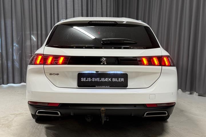 Hvid Peugeot 508 fra 2020