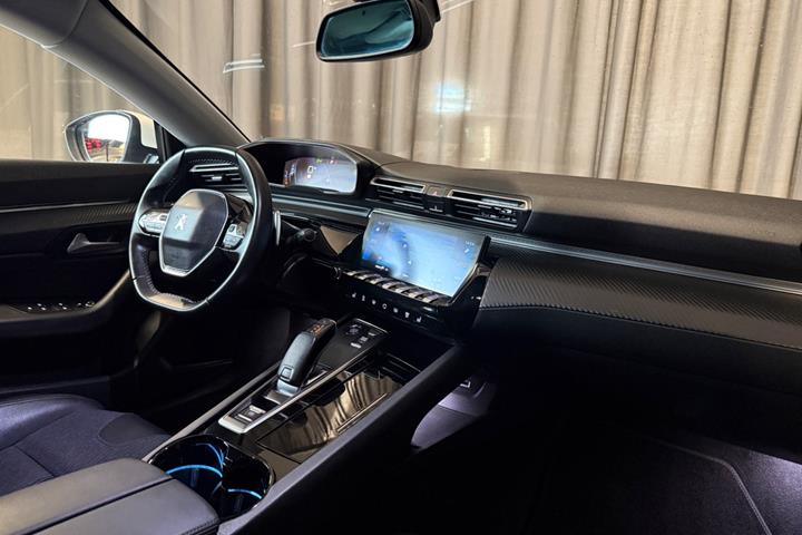 Hvid Peugeot 508 fra 2020